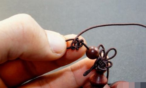 穿星月菩提常见的打结方法