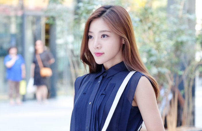 唐悠悠的扮演者