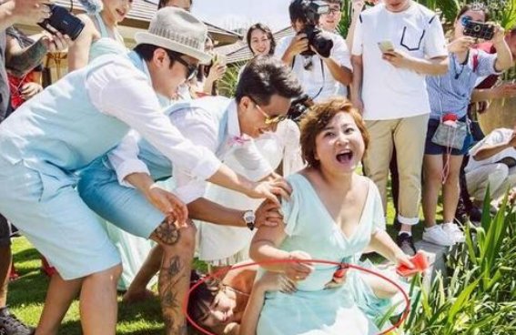 柳岩在包贝尔婚礼上发生了什么事?