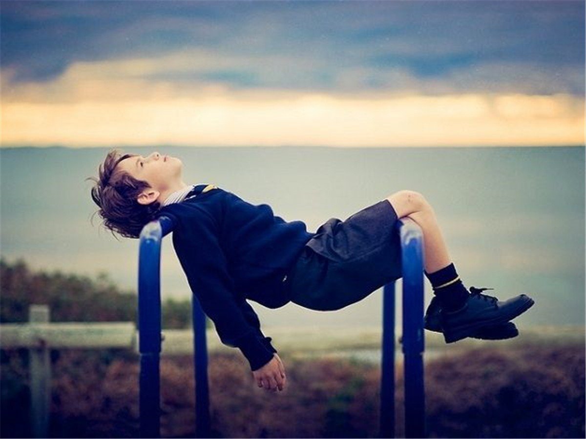 邓论和金晨是怎么分手的？