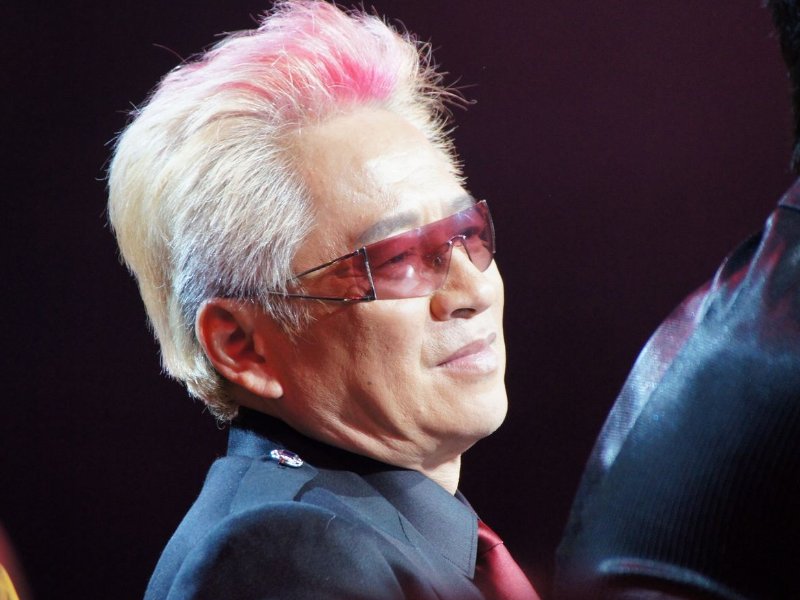 在水一方歌曲原唱