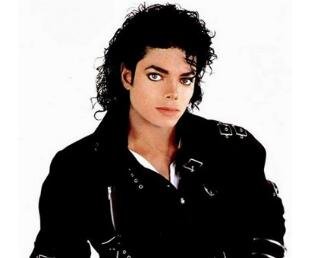 迈克尔杰克逊是黑人还是白人？