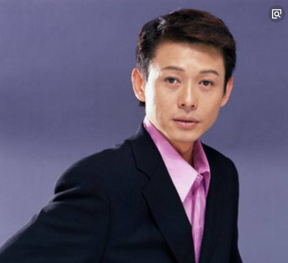 董卿的第一个丈夫是谁