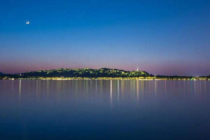 走月亮第六段怎么仿写