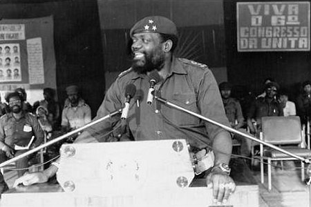 若纳斯·萨文比的冷战的牺牲品