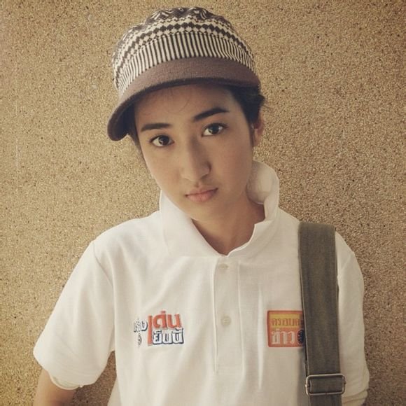 泰剧第六感中饰演Sugondhros的演员是谁？