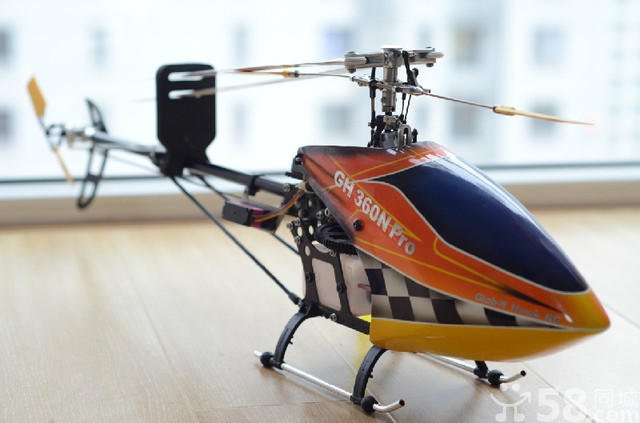 燃油遥控飞机的简介