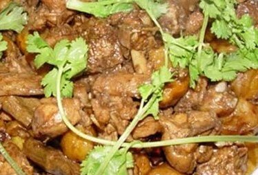 栗子黄焖鸡是什么地方的菜