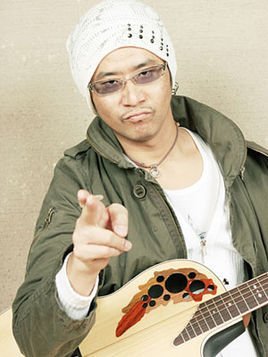 小山刚志的基本资料