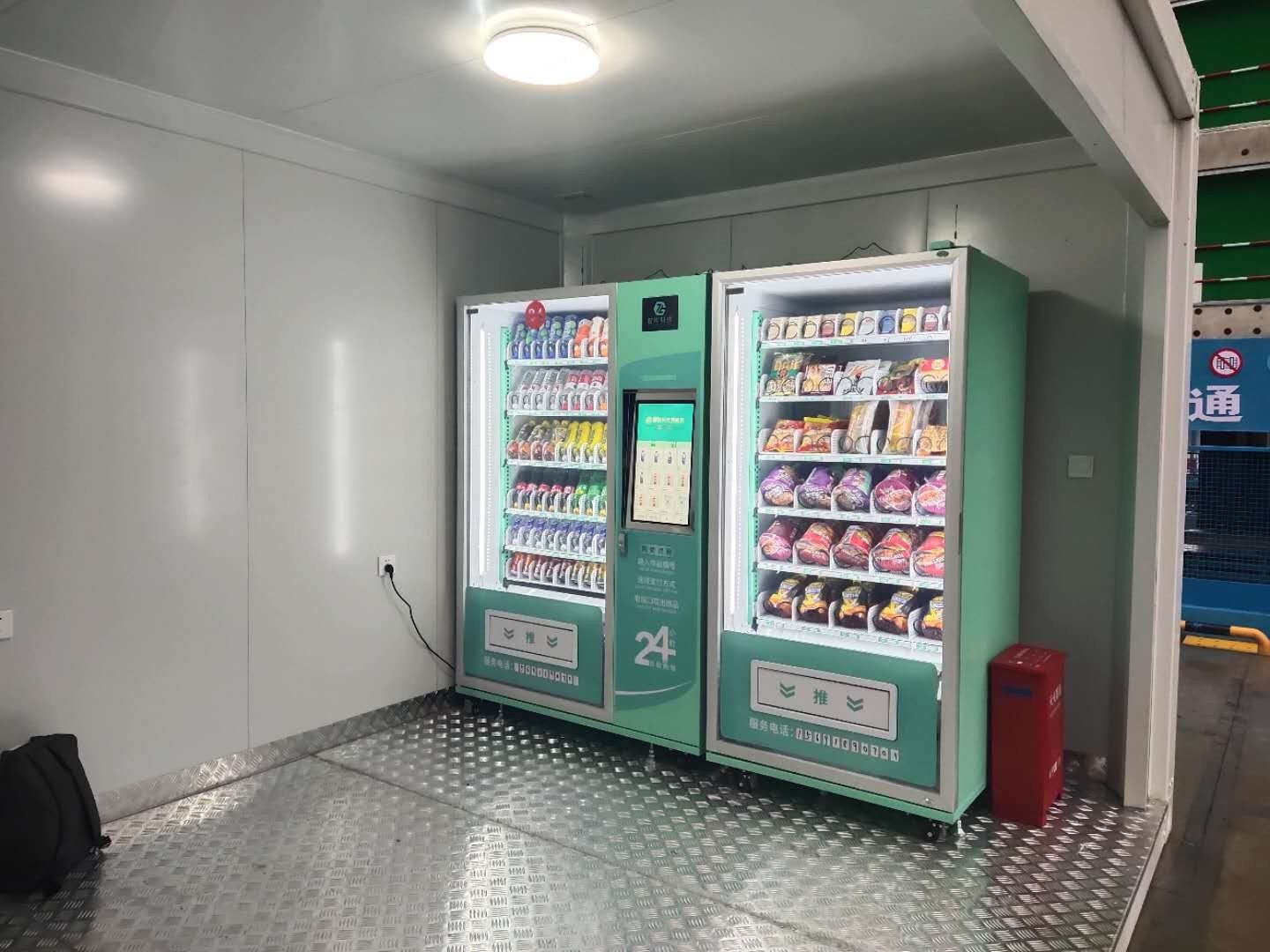 无人售卖柜，无人售货机多少钱一台？