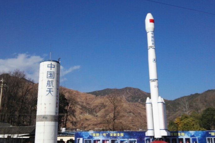 我国卫星火箭发射基地西昌位于