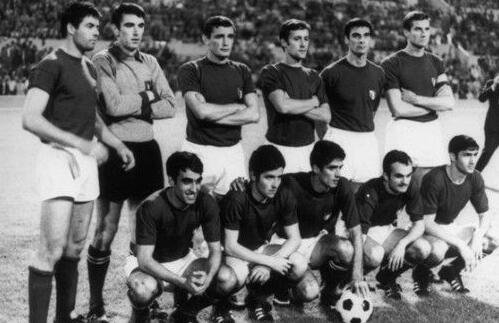 请问意大利在历史上夺得过欧洲杯的冠军吗.共有几次