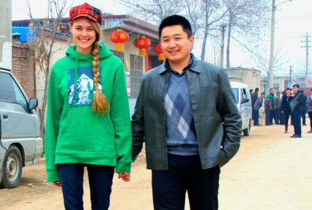 有一个国外的女朋友是什么体验？