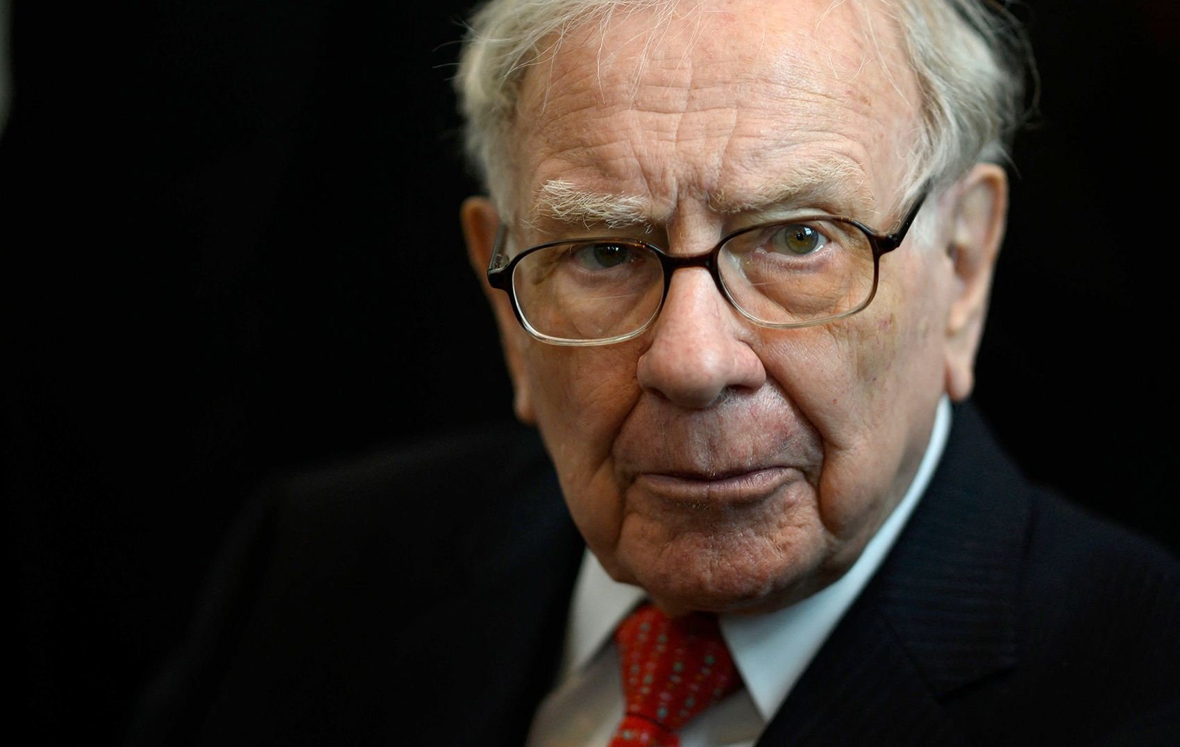 最新财报：巴菲特巨亏近3000亿元！股神到底发生了什么？