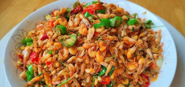 小炒河虾是哪个地方的菜？新手小白该如何自制呢？