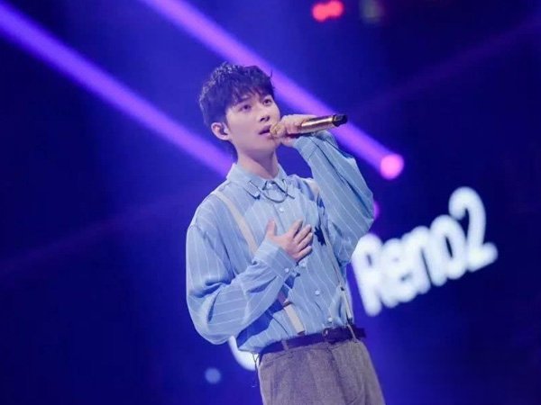 到头来容易输得一丝不挂是什么歌，笑吧歌曲介绍