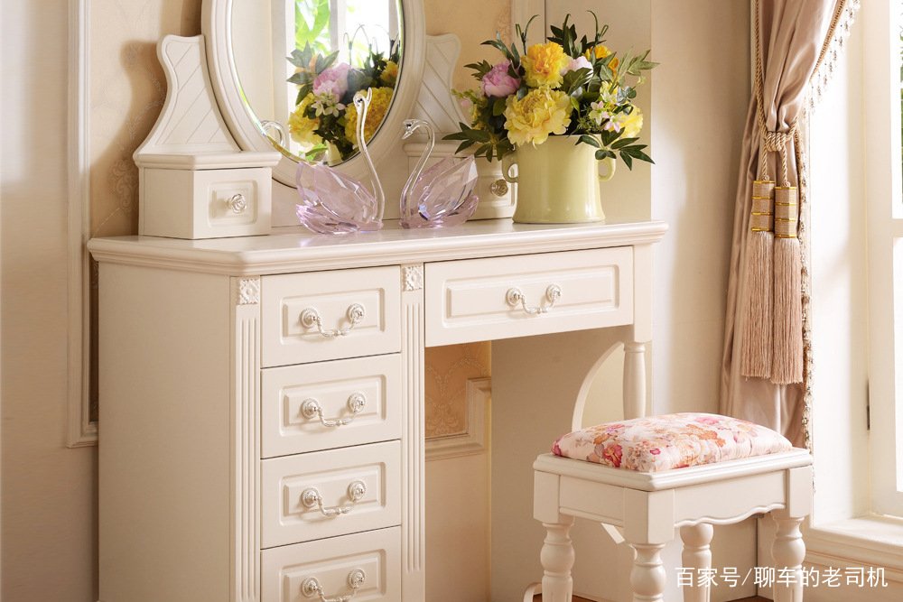 小梳妆台价格，一般是多少比较合理？