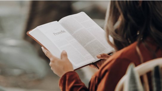 读万卷书,行万里路.这句话的意思是什么?