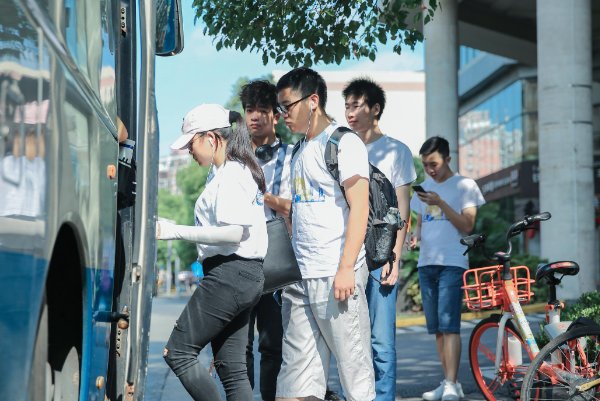 泽稷教育的acca费用