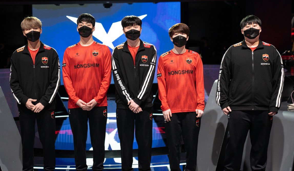 Canyon确诊新冠,他们战队有多少人确诊?