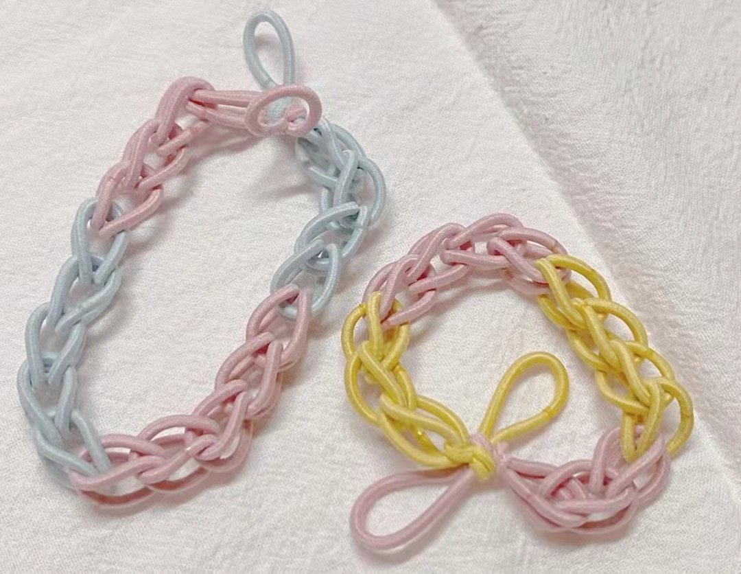 怎么用头绳做手链