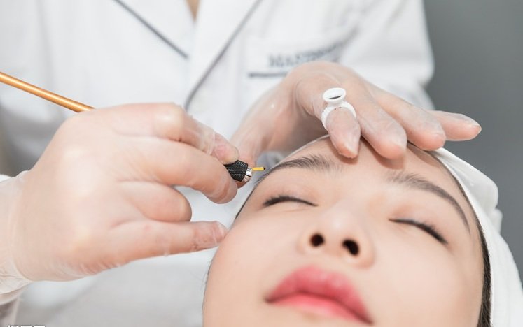 纹绣培训班价目表学费多少？