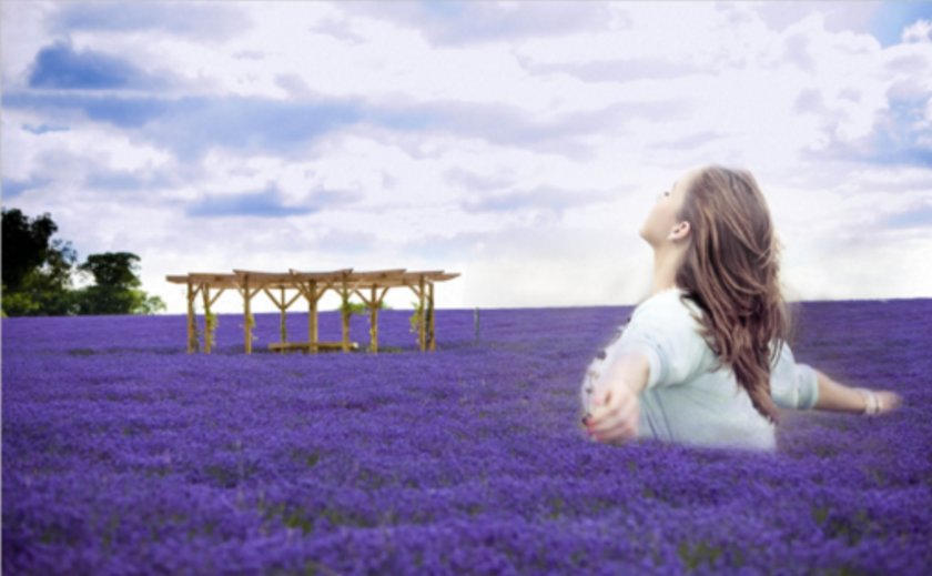 PS中怎么将两张图片合成一张？