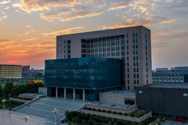 河南财经政法大学财政金融学院分数线？