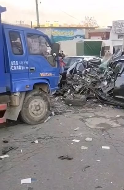 交警通报殡仪馆车祸致3死，这起事故还有细节值得关注？