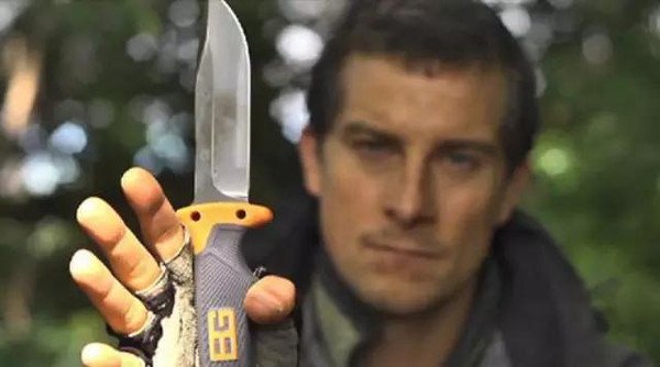 《荒野求生》中贝爷的刀有什么特点？