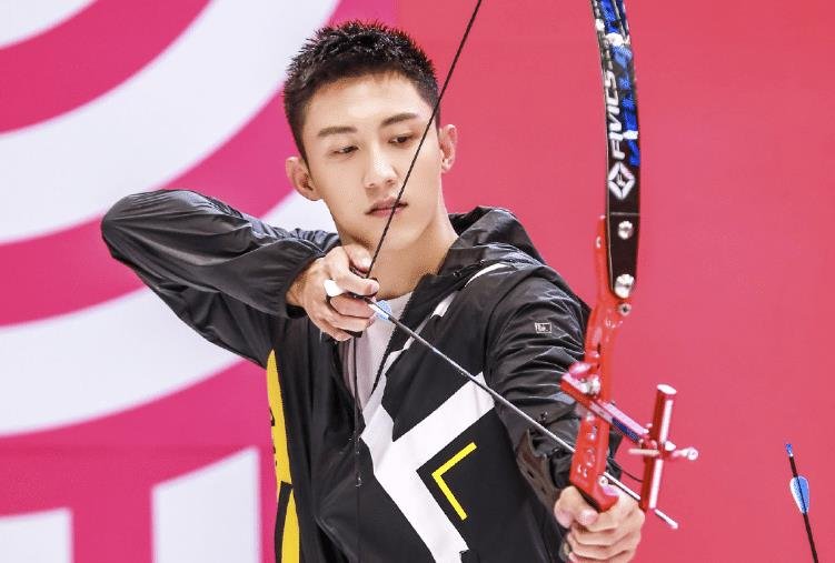 发生了什么?为何黄景瑜邓亚萍杨鸣能同框?