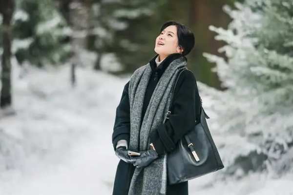 人间课堂中裴圭里的扮演者是谁