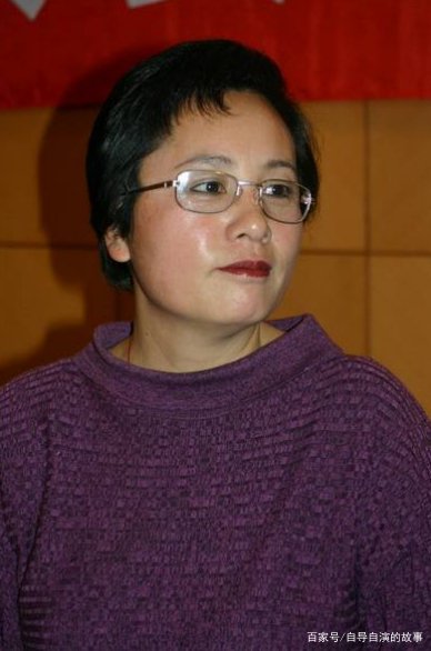 她将赵忠祥告上法庭晚节不保,15年后遭痛骂,饶颖如今怎样了