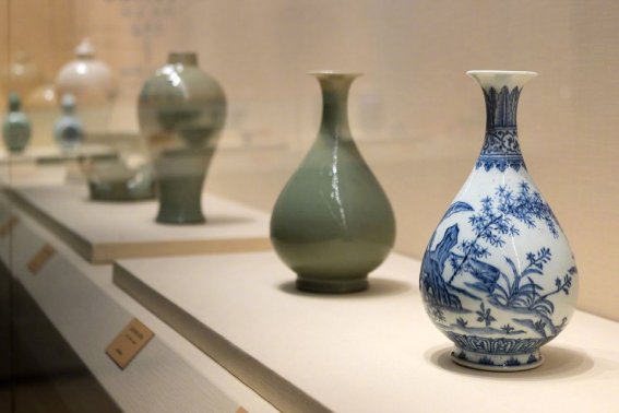 小鸡宝宝考考你人们常说的陶和瓷是同一种材质吗