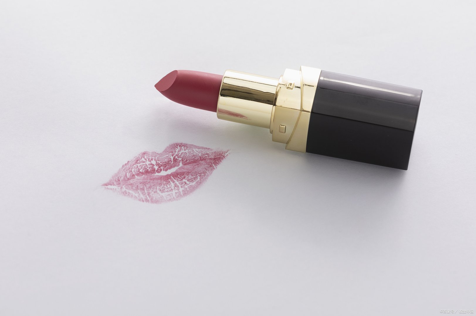 迪奥740和999区别是什么？迪奥740和999哪个适合黄皮？