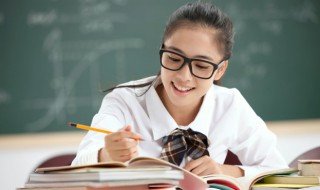 纤纤擢素手怎么读 纤纤擢素手的素是什么意思