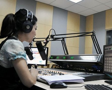 上海有几个调频？