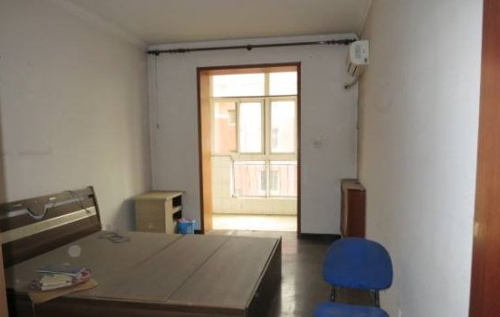 儿子报警称被父亲用摄像头监视，孩子有什么隐私竟为此害怕？