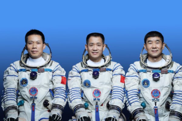 神州十二号去哪个星球了？