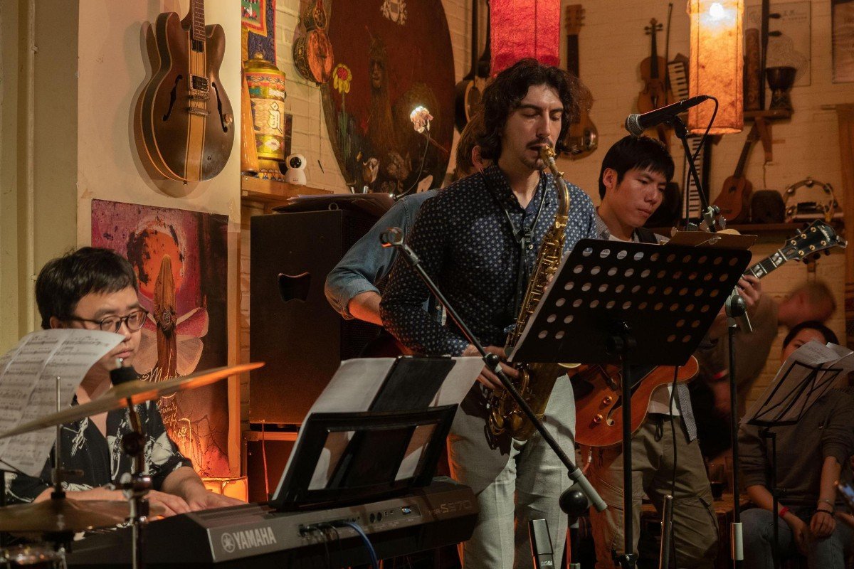 爵士乐的风格特点是什么