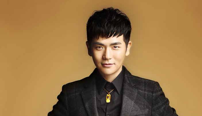 演员张晓龙的简介