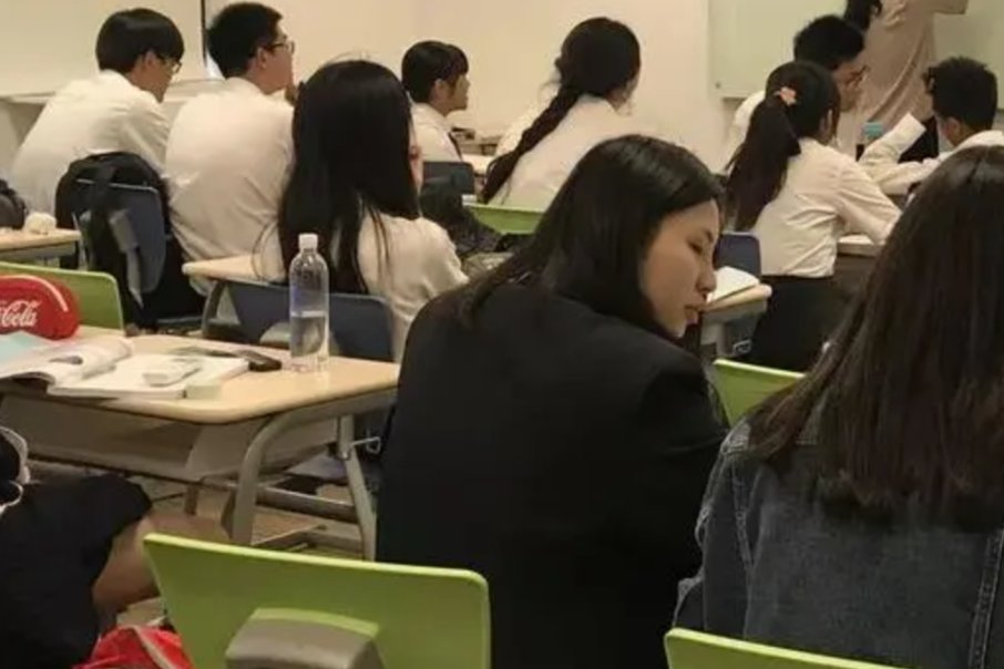 小练笔,生活中精彩极了,糟糕透了200字以上怎么写