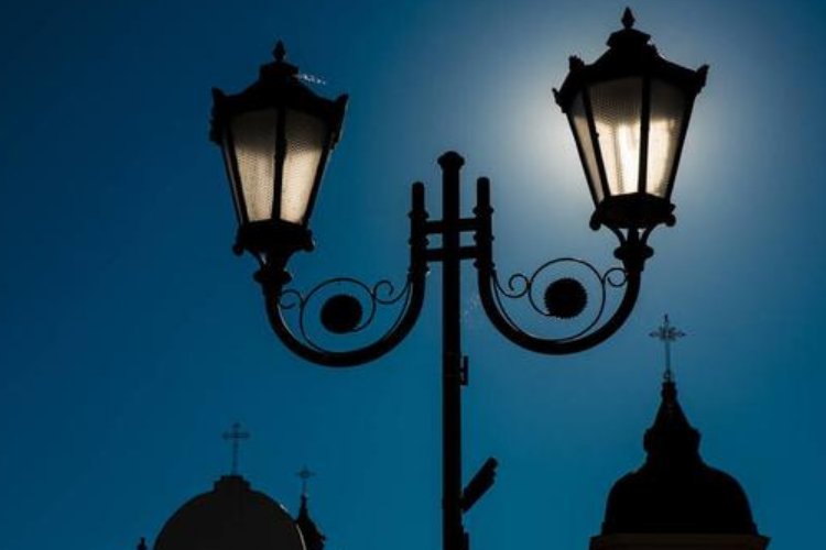 落花生路灯小练笔怎么写