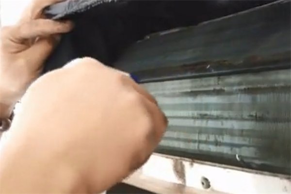 格力空调如何拆卸，并清洗