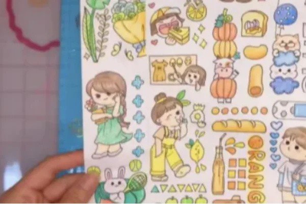 小麻薯的贴纸怎么画