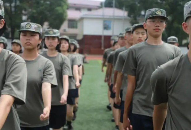 一场军训关联13名阳性，这些阳性患者的流调轨迹是怎样的？