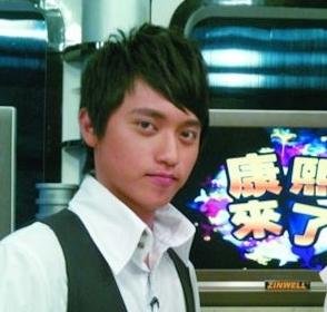 包庭政的爱好打球