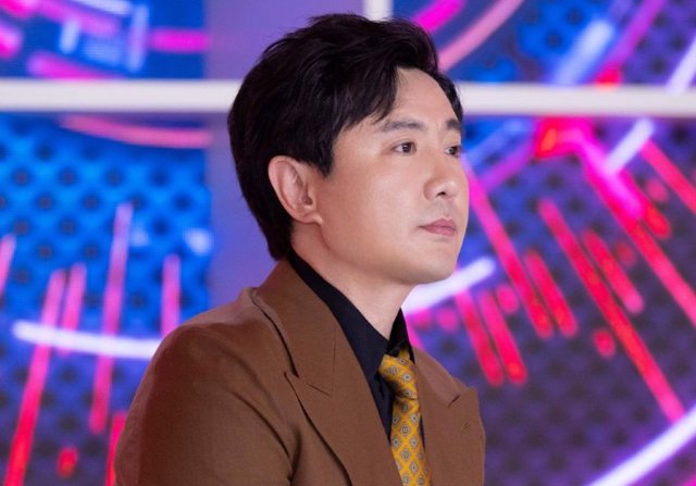 沈腾被网友封为“红毯做作第一人”，他在红毯上究竟有哪些搞笑行为？