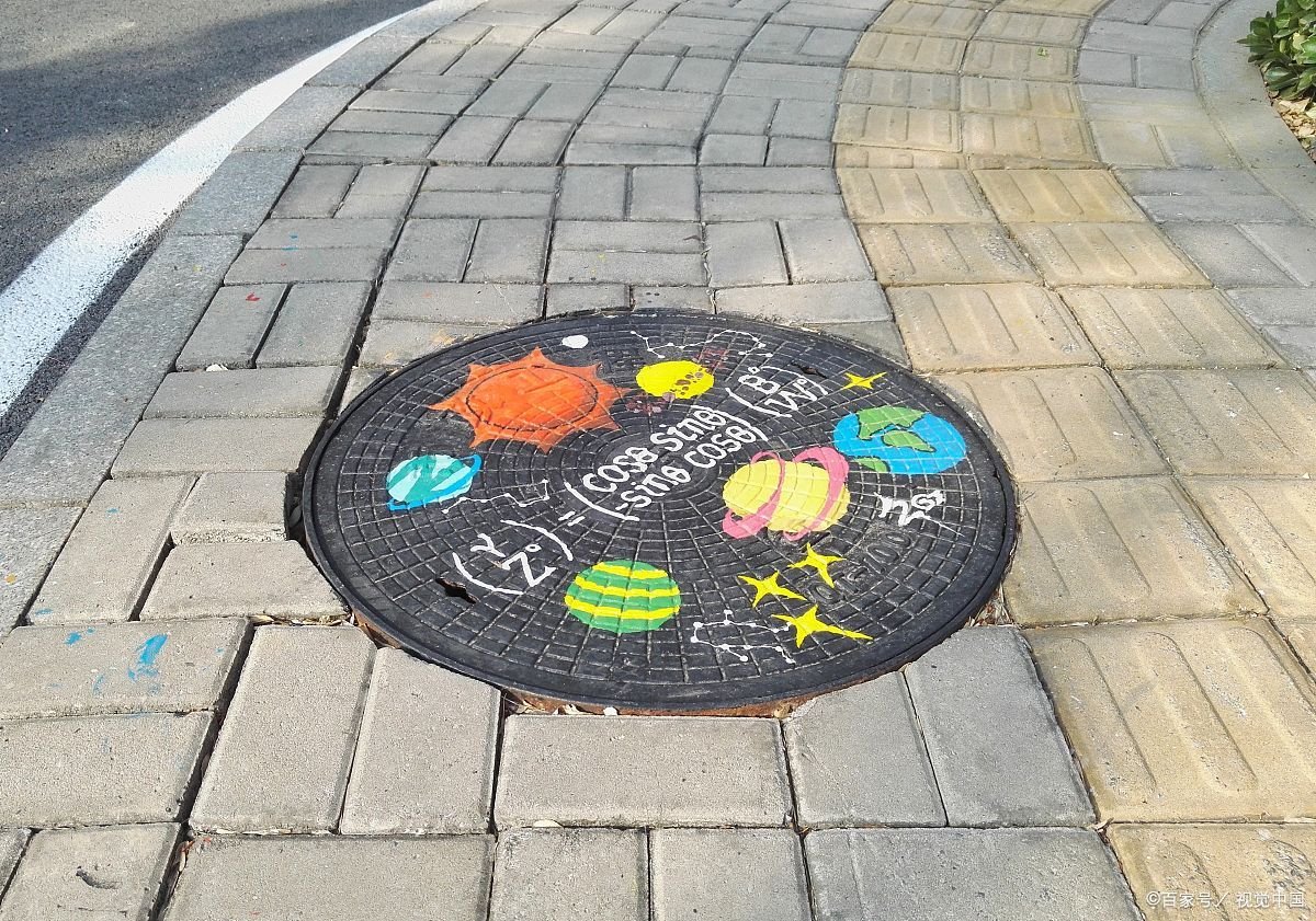 央媒:“井盖吃人”顽疾必须治,具体该采取怎样的措施?