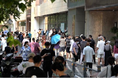 形容人很多很拥挤的句子